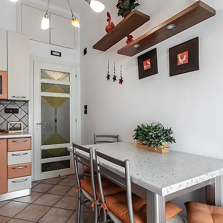 Galeazzo Apartamento Milão